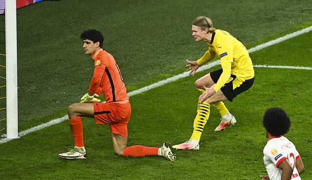 Erling Haaland marcó cuatro goles en la serie contra Sevilla. Foto: AFP