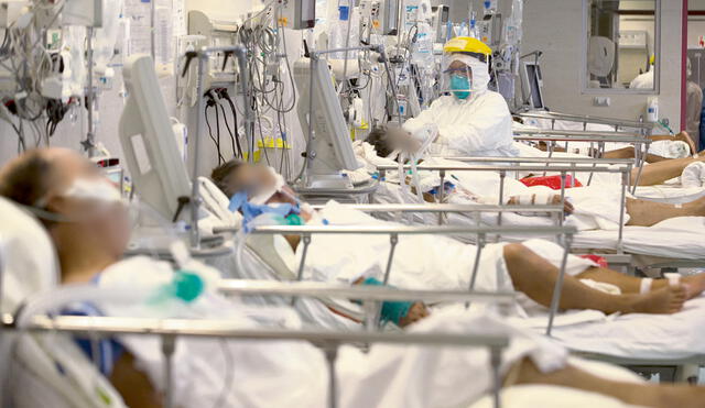 Ministro de Salud reconoció déficit de camas UCI y oxígeno, pero cree que el panorama mejorará en las siguientes semanas. Foto: La República