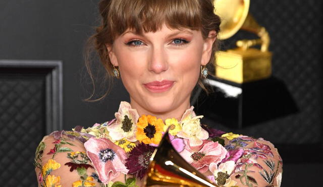"Queremos agradecer a los fans. Ustedes se han unido a este mundo imaginario que hemos creado", dijo Taylor Swift durante su discurso. Foto: AFP