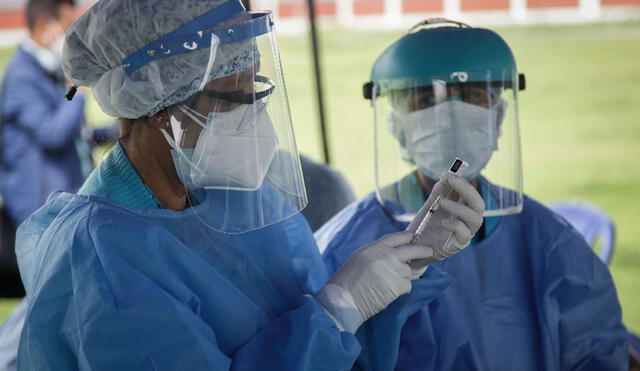 Vacunación inició el pasado 9 de febrero en todas las regiones del Perú. Foto: La República