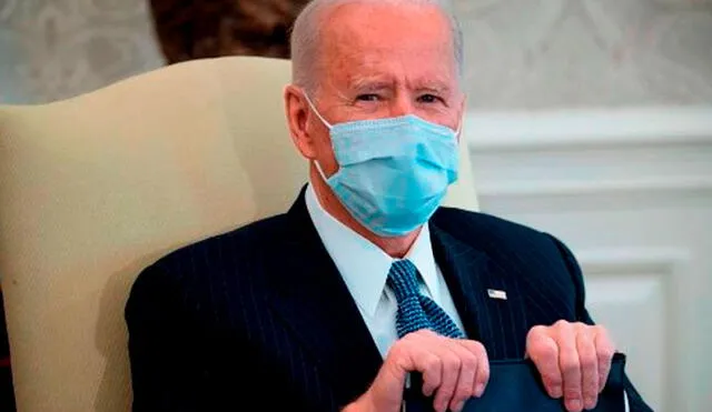 Cuando Biden llegó al poder, el pasado 20 de enero, prometió que se administrarían 100 millones de dosis de la vacuna contra la COVID-19. Foto: AFP