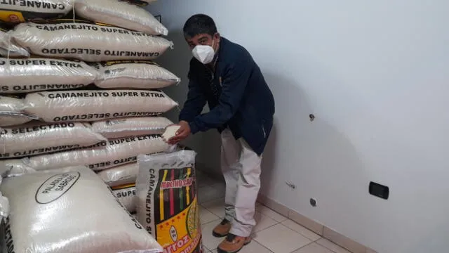 El saco de arroz de 50 kilos lo ofertan a S/ 135. Foto: Difusión.