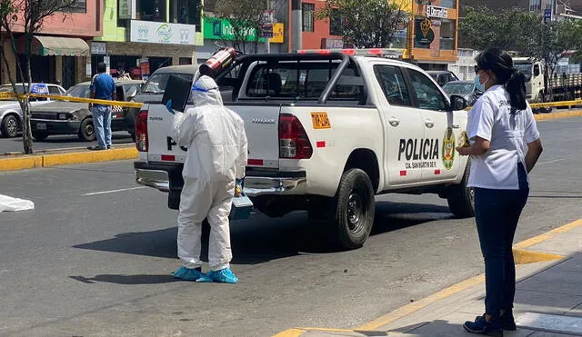 PNP realiza un operativo para capturar al otro delincuente que huyó. Foto: Raúl Egúsquiza / URPI-GLR