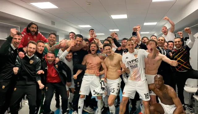 Los jugadores festejaron el triunfo conseguido en el Juventus Stadium. Foto: Twitter/@bncalcio