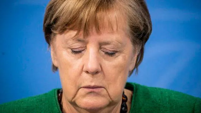 La canciller alemana, Angela Merkel, y los jefes de Gobierno de los 16 estados federados tomaron esta decisión en una difícil reunión de más de 11 horas. Foto: AFP