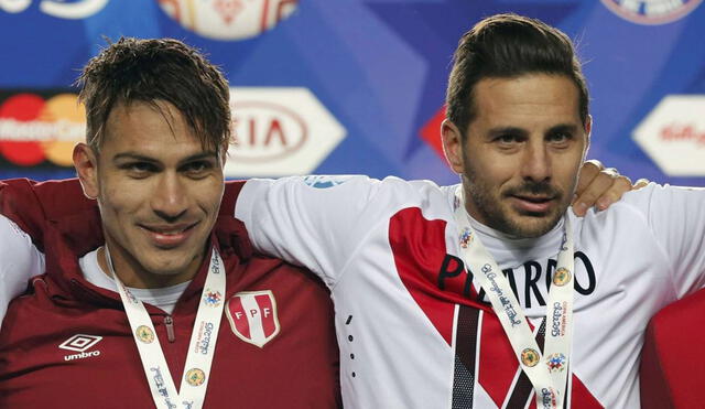 Claudio Pizarro y Paolo Guerrero lograron el tercer lugar con la selección peruana en la Copa América Chile 2015. Foto: EFE