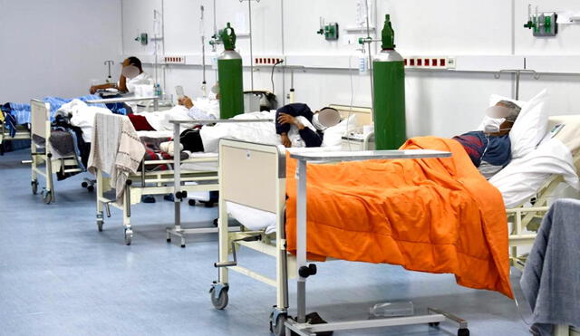 Más de 15.000 pacientes permanecen hospitalizados por COVID-19. Foto: La República
