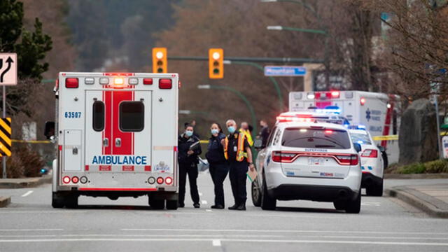 Varias personas fueron apuñaladas durante un ataque a una librería de Vancouver, Canadá. Foto: AP