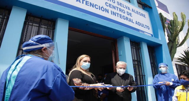 Centro esta implementado con camillas y ventiladores para pacientes infectados. Foto: EsSalud.