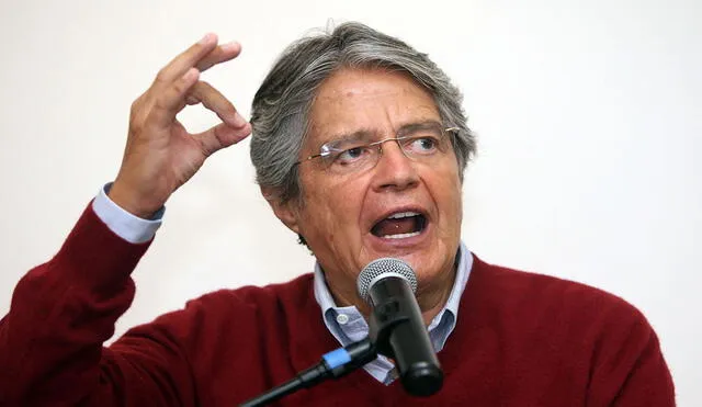 Guillermo Lasso quedó en segundo lugar en la primera vuelta de los comicios en Ecuador. El 11 de abril partirá nuevamente por debajo de Andrés Arauz en las encuestas. Foto: AFP