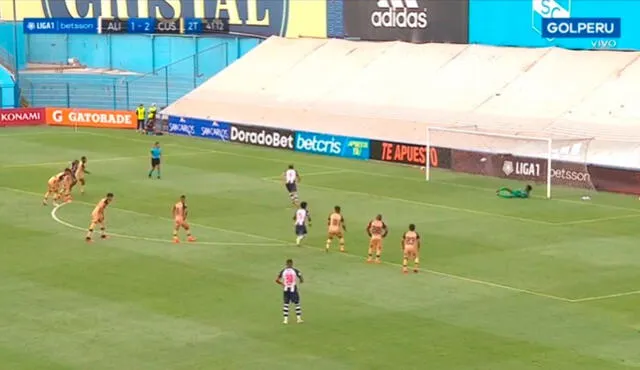 Hernán Barcos anotó el empate y su primer gol en el fútbol peruano. Foto: captura/Gol Perú