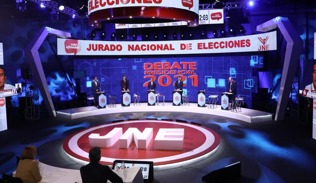 El debate presidencial se realiza en el Centro de Convenciones de Lima. Foto: Aldair Mejía/La República