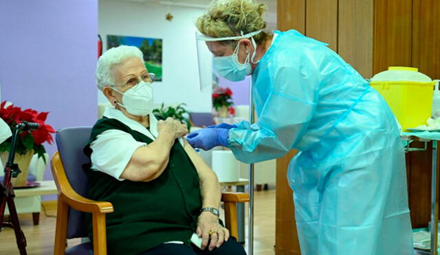 Estados Unidos y otros 13 países expresaron el martes “preocupación” por el informe de la OMS sobre el origen del coronavirus. Foto: AFP