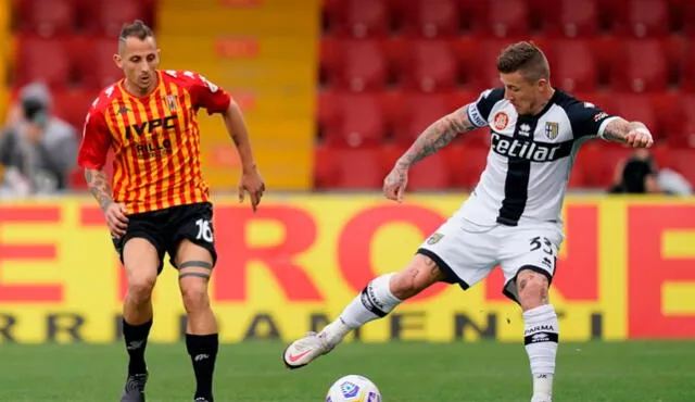 Benevento y Parma se vienen enfrentando en el Estadio Ciro Vigorito. Foto: EFE