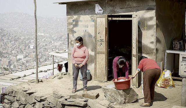 Pobreza. Los bonos ayudan a salir de la pobreza y reactivan. Foto: Antonio Melgarejo/La República