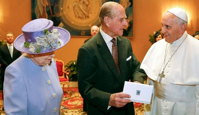 La audiencia del Papa Francisco a Felipe de Edimburgo y la Reina Isabel II en abril 2014. Foto: AFP