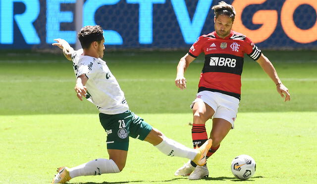 Flamengo y Palmeiras se disputan el primer título de la temporada en Brasil. Foto: AFP