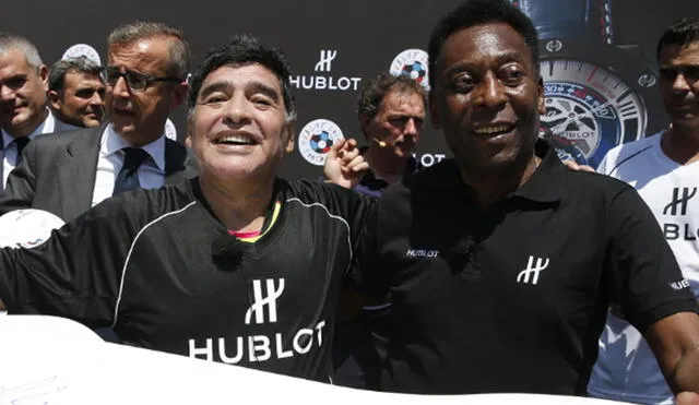 Pelé y Maradona tuvieron una rivalidad deportiva desde en el Mundial 1982. Foto: AFP