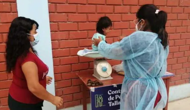 Padres deberán ir a recoger alimentos de Qali Warma en compañía de sus hijos, donde serán tamizados. Foto: Andina.