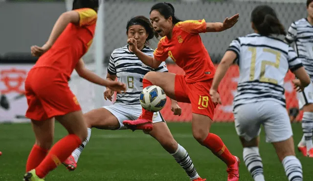 El equipo femenino de fútbol de Chile y China obtuvieron los dos últimos cupos para participar en los Juegos Olímpicos. Foto: AFP