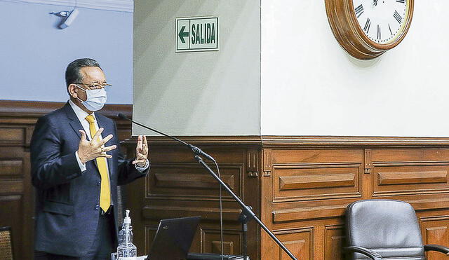 Defensa. Edgar Alarcón deberá afrontar cargos por enriquecimiento ilícito y corrupción. Foto: Congreso