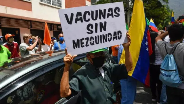 Médicos y enfermeras piden al régimen de Nicolás Maduras vacunas contra la COVID-19. Foto: France 24