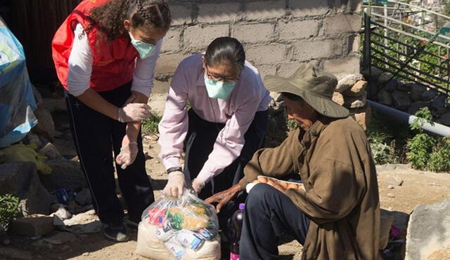 Parroquias repartieron alimentos no perecibles y kits de higiene. Foto: Arzobispado de Arequipa