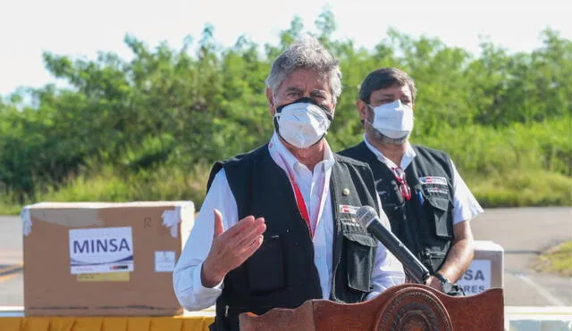 Sagasti se encuentra repartiendo los lotes de vacunas contra la COVID-19. Foto: Presidencia