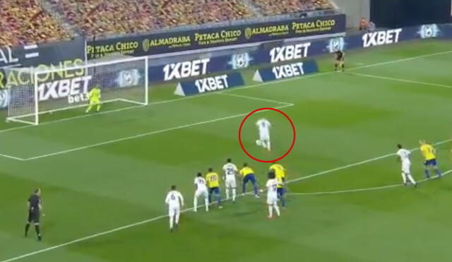 Benzema ejecutó el penal provocado por Vinicius. Foto: captura DirecTV Sports