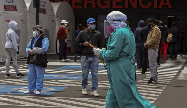Moreno declaró el estado de excepción por “calamidad pública”. Foto: AFP