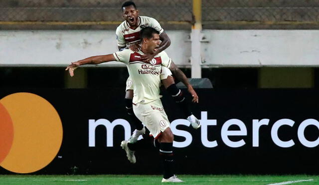 El delantero de Universitario de Deportes expresó su malestar por la derrota agónica sufrida a manos del Palmeiras. Foto: AFP