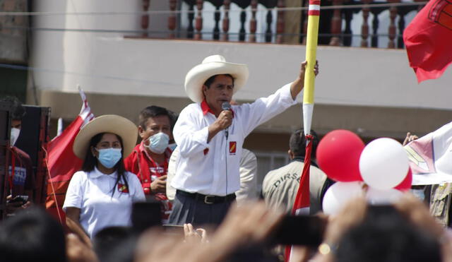 Pedro Castillo fustigó en Chao a quienes lo satanizan para acallar la voz del pueblo. Foto: Arturo Gutarra