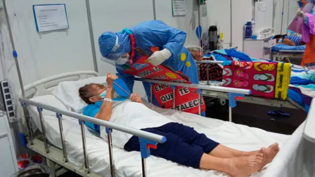 Pacientes hospitalizados en EsSalud reciben apoyo de psicólogos. Foto: EsSalud