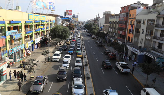 El problema del transporte público es uno de los más acuciantes en Trujillo. Foto: MPT