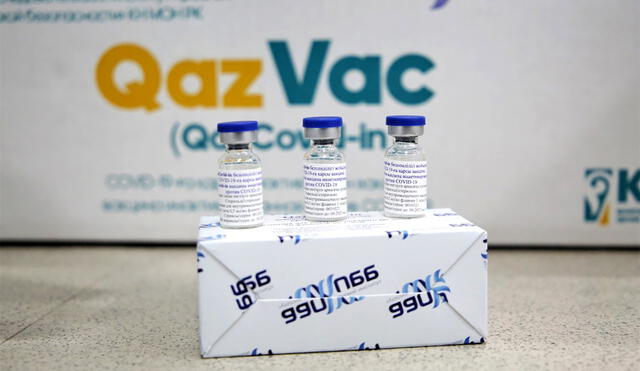 Los ensayos clínicos de QazVac iniciaron en mayo de 2020, dos meses después de que la OMS declaró pandemia a la COVID-19. Foto: Kazinform