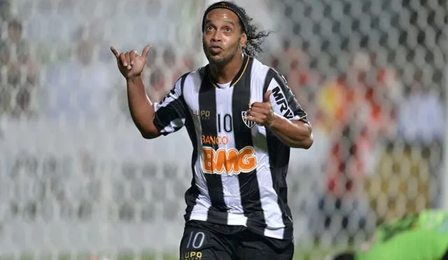 Ronaldinho fue campeón de la Copa Libertadores con Atlético Mineiro en 2013. Foto: EFE