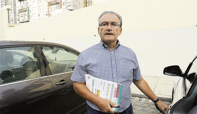Médico. Alejandro Aguinaga es uno de los denunciados. Foto: Aldair Mejía/La República