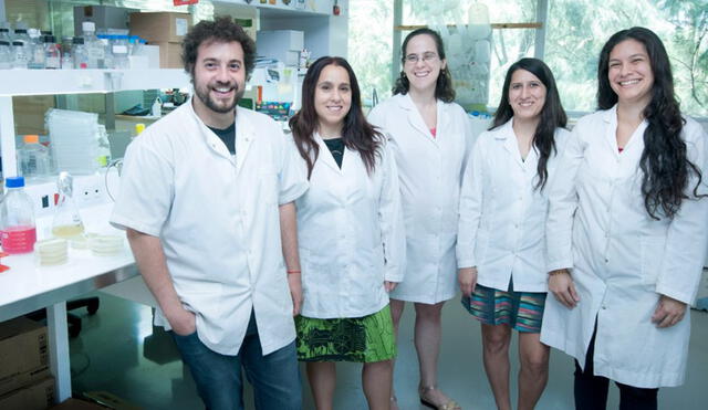El equipo que viene elaborando la primera vacuna contra la COVID-19 en producirse en América Latina está compuesta por 11 personas de la comunidad científica. Foto: difusión