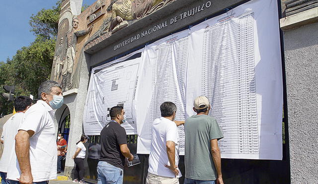 Por la tranquilidad. La mayor parte de los ciudadanos no votaron por Castillo ni por Fujimori, por ello urge que ambos asuman compromisos. Foto: Jaime Mendoza / La República