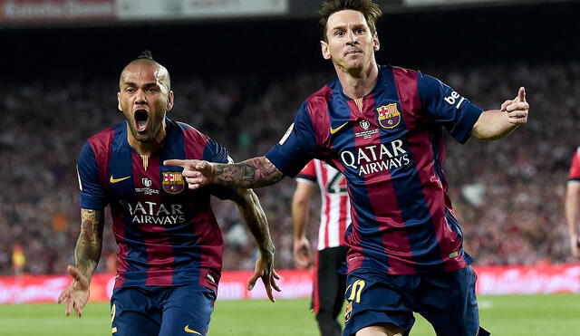 Messi y Dani Alves consiguieron varios títulos juntos en el Barcelona. Foto: AFP