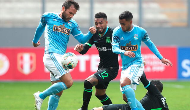Alianza Lima y Cristal se enfrentaron una sola vez en 2020. Foto: Liga de Fútbol Profesional