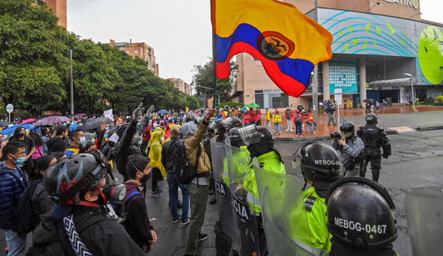 Manifestaciones del sábado llegaron hasta la residencia del presidente Duque. Foto. AFP