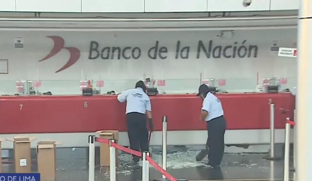 Agencia dejó de atender tras accidente y cerró sus instalaciones para las labores de limpieza. Foto: captura de Canal N