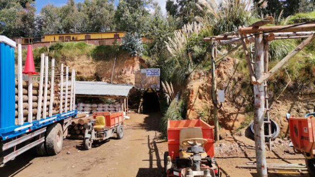 Los socavones de la minería ilegal son precarios y no ofrecen seguridad. Foto: difusión