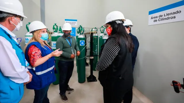 Fiorella Molinelli inauguró planta de oxígeno en Hospital de Tumán. Foto: EsSalud
