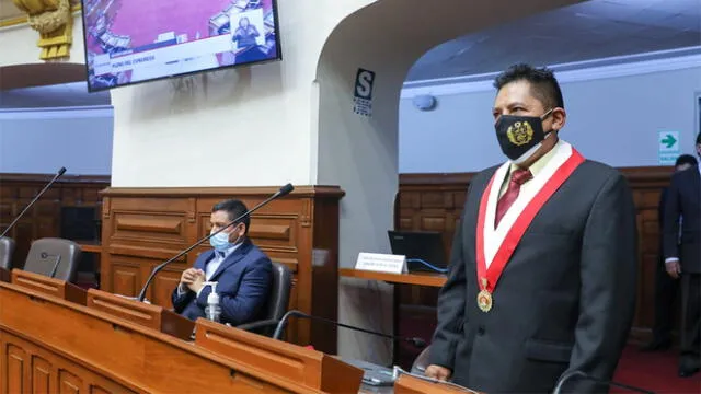 Héctor Arias ingresa al Parlamento en lugar de Edgar Alarcón. Foto: Congreso