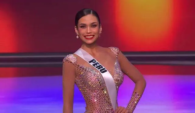 La actual Miss Perú desfiló en traje de baño y vestido de gala en la preliminar del certamen. Foto: captura/Youtube