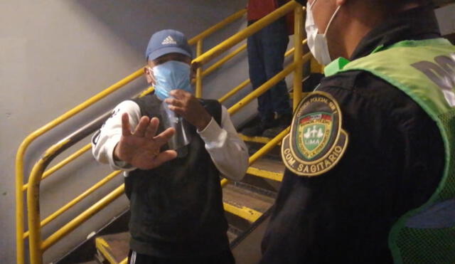 "Tendero" fue llevado a la comisaría de Chacarilla del Estanque. Foto: Municipalidad de Surco