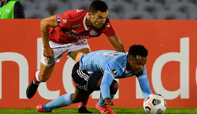 Nilson Loyola afirmó que lo único que le faltó a Sporting Cristal en la Copa Libertadores fue el gol. Foto: AFP