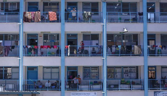 Aproximadamente 47.000 personas que se han quedado sin hogar debido a los ataques israelíes se han refugiado en 58 escuelas de la UNRWA (Agencia de la ONU para los refugiados). Fuente EFE